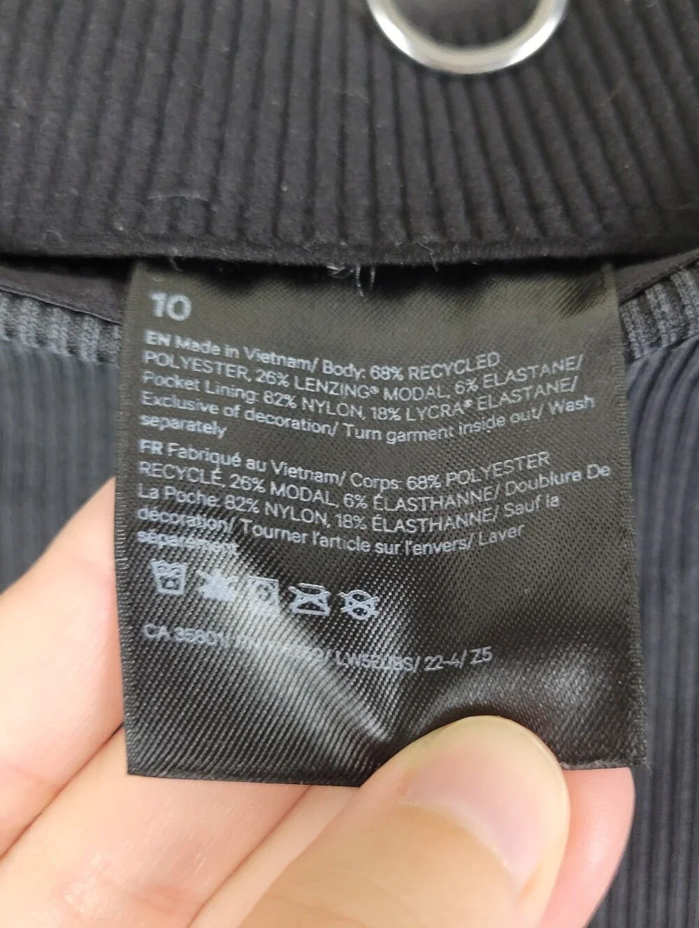 Lululemon Black Brushed Softstreme Ribbed Zip Flared 32.5